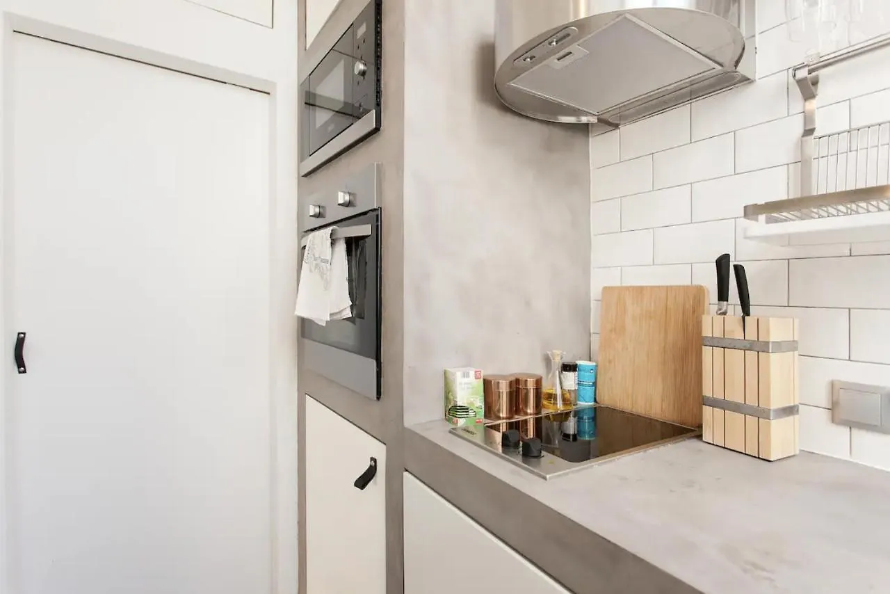 Whome Chic Studio Located In Lisbon Historic Centre 0*,