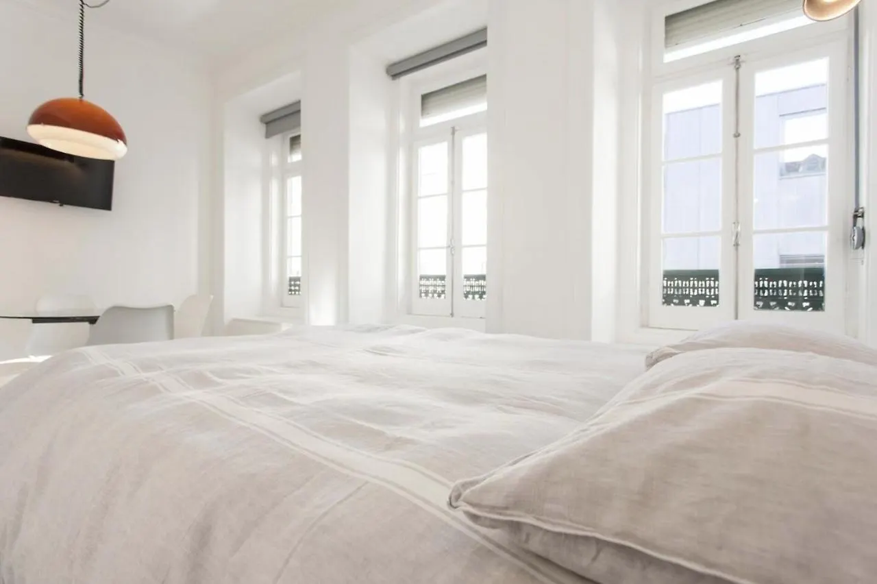 Whome Chic Studio Located In Lisbon Historic Centre Португалия